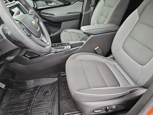 Used 2022 Chevrolet TrailBlazer LT w/ Convenience Package AWD/4WD image 19