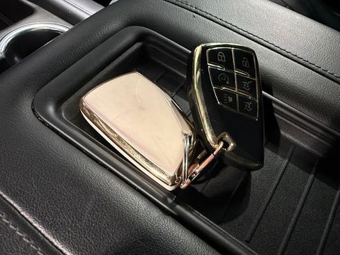 Used 2021 Chevrolet Tahoe Z71 w/ Z71 Off-Road Package image 45