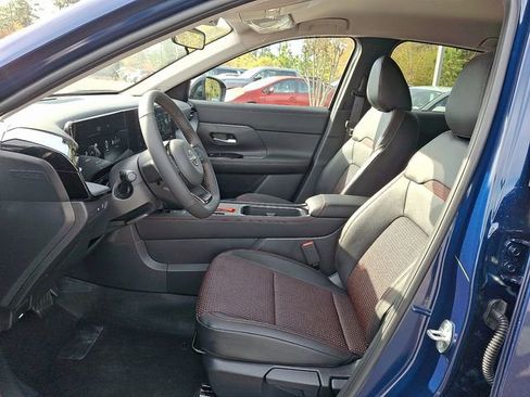 New 2026 Nissan Kicks SR w/ Cold Weather Package image 11