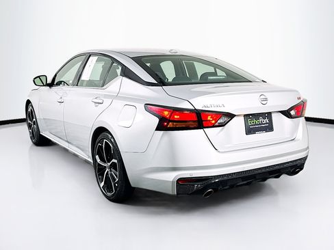 Used 2024 Nissan Altima 2.5 SR FWD image 5