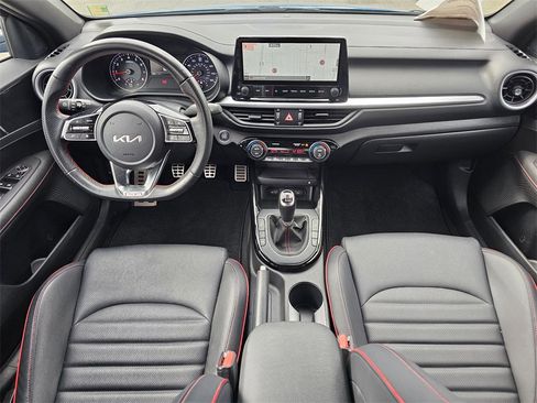 Used 2022 Kia Forte GT image 12