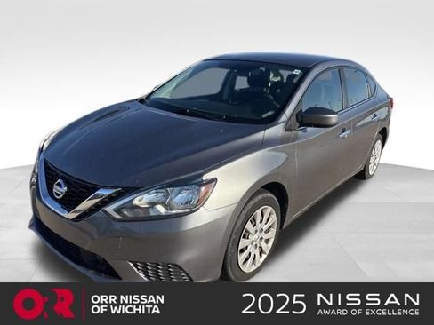 Used 2019 Nissan Sentra S FWD image 1