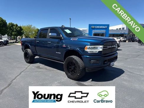 Used 2022 RAM 2500 Laramie AWD/4WD image 1