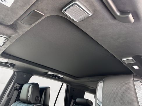 Used 2023 Cadillac Escalade Premium Luxury Platinum w/ LPO, Radiant Package AWD/4WD image 27