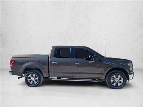 Used 2016 Ford F150 XLT w/ Equipment Group 302A Luxury image 4