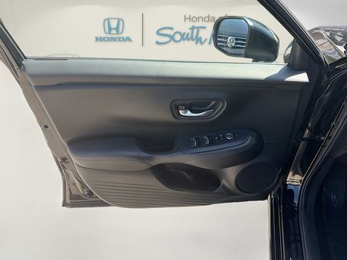 Used 2024 Honda HR-V EX-L image 19