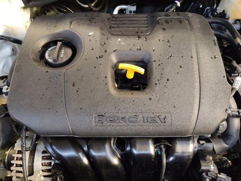 Used 2025 Kia Soul LX FWD image 30