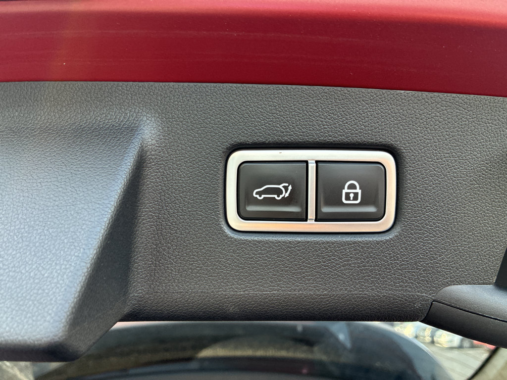 Used 2023 Kia Sorento SX AWD/4WD image 13