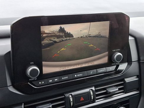 Certified 2024 Nissan Pathfinder S image 17