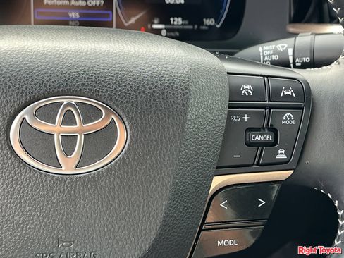 Certified 2025 Toyota Crown AWD/4WD image 24