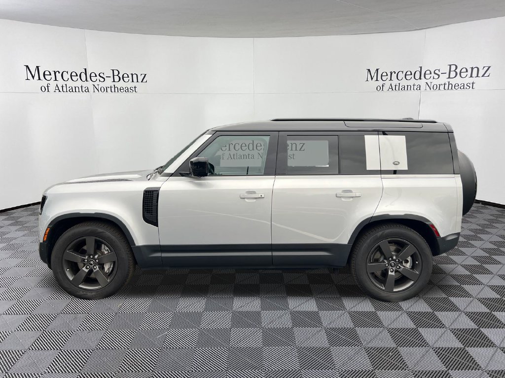 Used 2024 Land Rover Defender 110 S AWD/4WD image 4