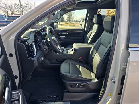 New 2026 GMC Sierra 1500 Denali AWD/4WD image 15