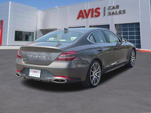 Used 2025 Genesis G70 2.5T RWD image 6