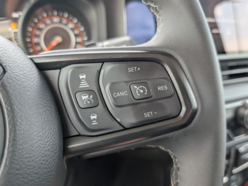 Used 2026 Jeep Wrangler Unlimited Rubicon AWD/4WD image 26