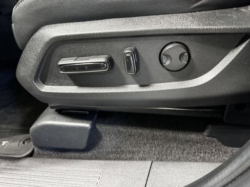 Used 2023 Honda Pilot EX-L image 27