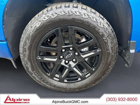 Used 2024 Chevrolet Silverado 1500 RST AWD/4WD image 9