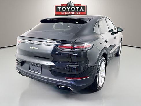 Used 2021 Porsche Cayenne E-Hybrid Coupe AWD/4WD image 7