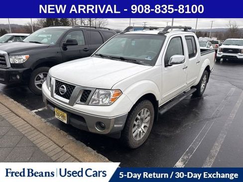 Used 2009 Nissan Frontier LE w/ LE Value Truck Pkg image 3