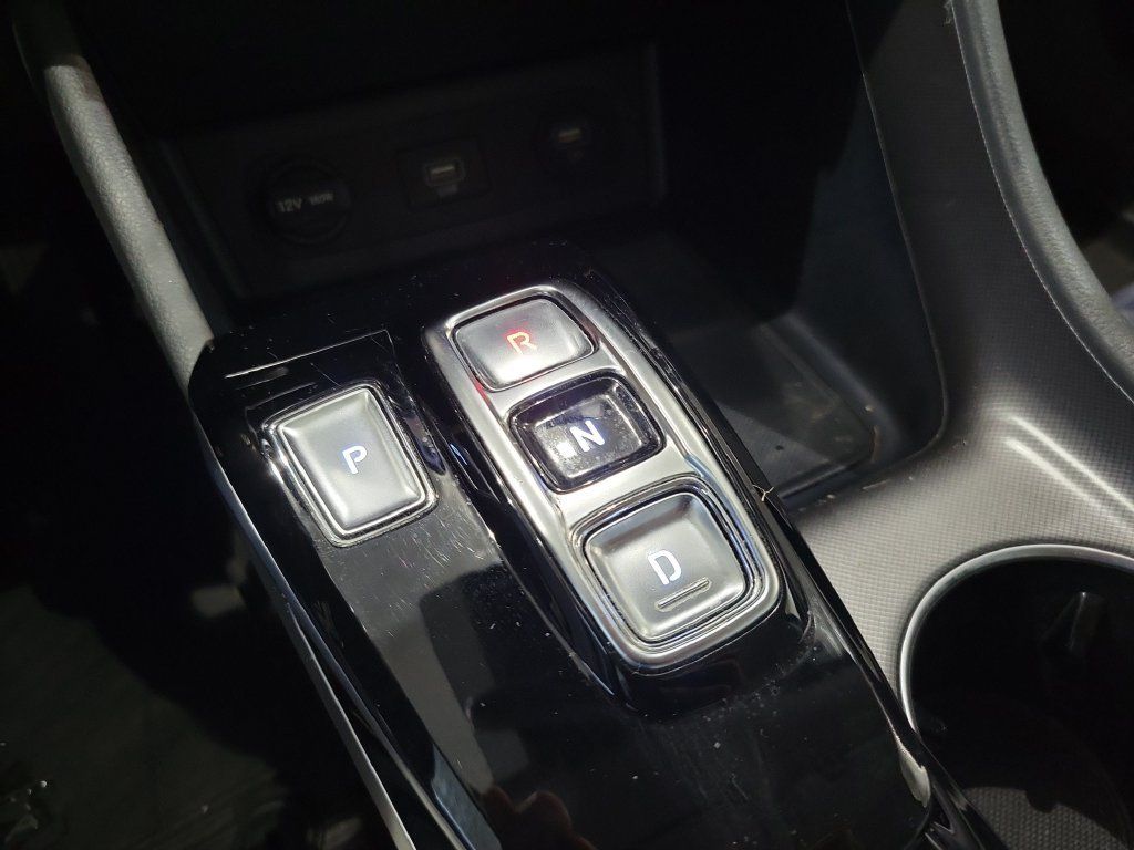 Used 2023 Hyundai Sonata SE FWD image 27