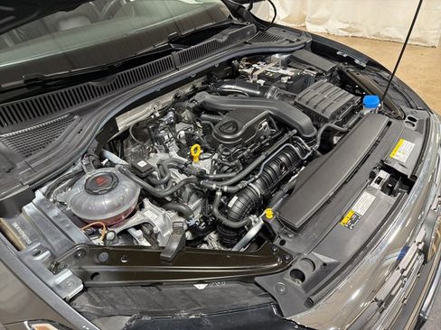 Used 2023 Volkswagen Jetta SEL image 38