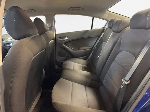 Used 2018 Kia Forte LX image 24