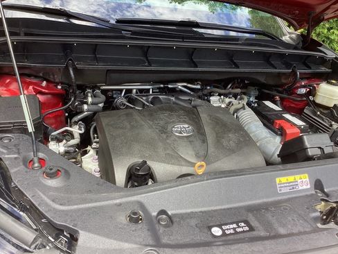 Used 2021 Toyota Highlander XSE AWD/4WD image 22