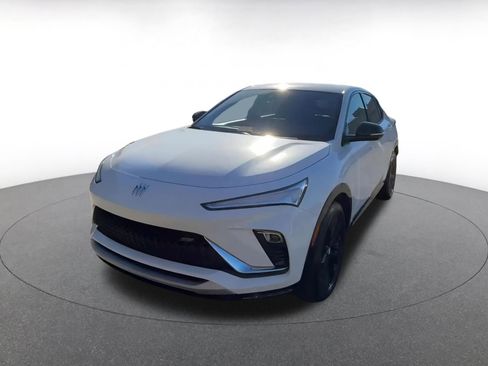 Used 2025 Buick Envista Sport Touring image 7