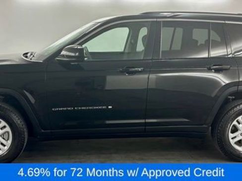 Used 2023 Jeep Grand Cherokee Laredo image 4