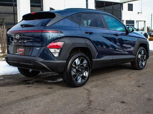 Used 2025 Hyundai Kona SEL AWD/4WD image 6