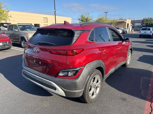Certified 2023 Hyundai Kona SEL w/ Convenience Package image 3