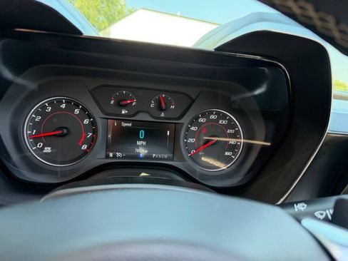 Used 2018 Chevrolet Camaro LT RWD image 33