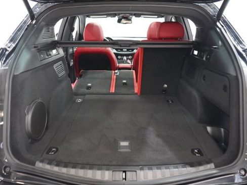 Used 2024 Alfa Romeo Stelvio Veloce image 32