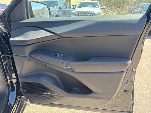 New 2026 Jeep Cherokee Overland image 33