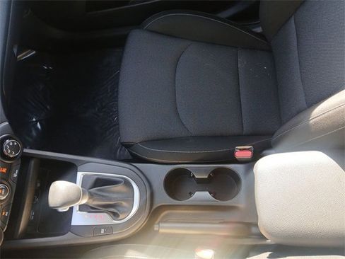 Certified 2024 Kia Forte LXS image 20