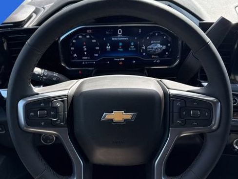 Used 2024 Chevrolet Silverado 1500 LT AWD/4WD image 14