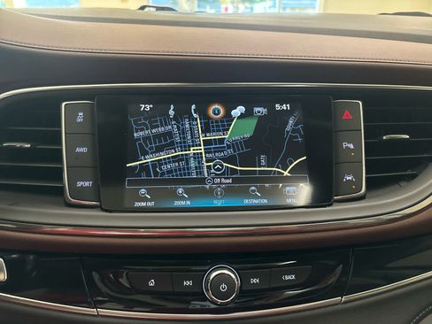 Used 2018 Buick Enclave Avenir w/ Avenir Technology Package image 38