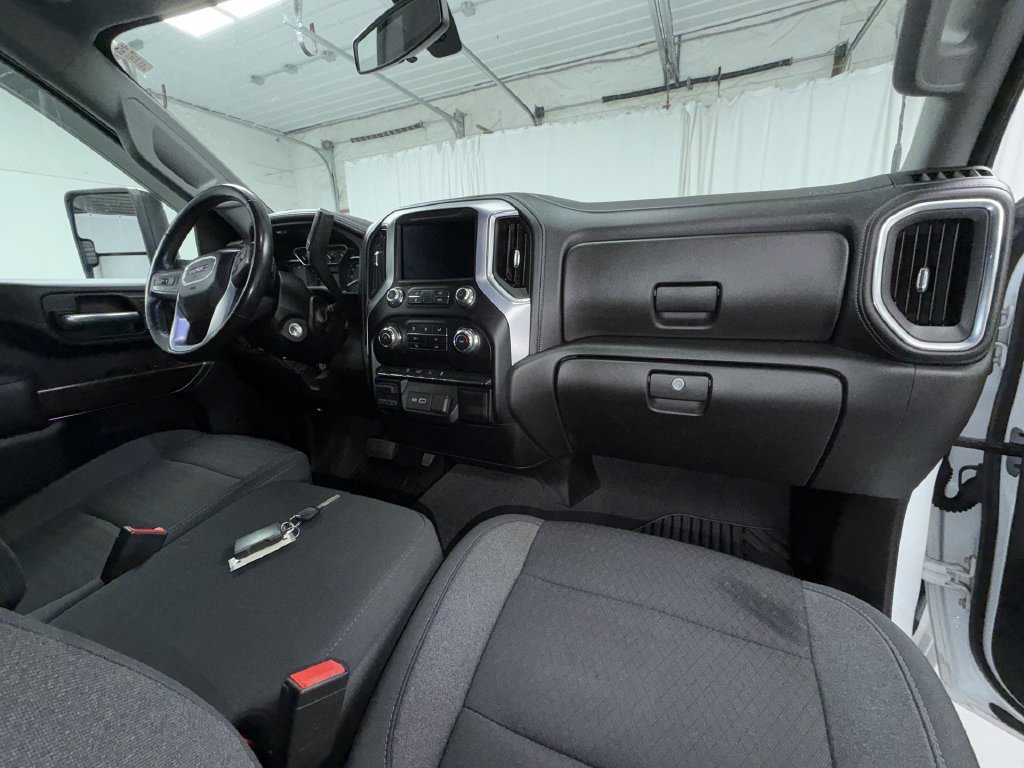Used 2021 GMC Sierra 3500 SLE w/ X31 Off-Road Package AWD/4WD image 19