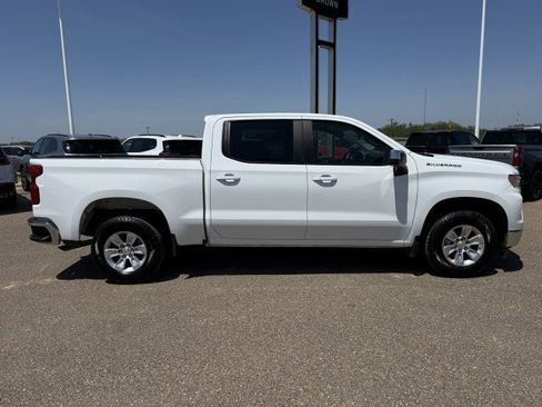 Used 2025 Chevrolet Silverado 1500 LT RWD image 11