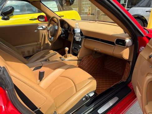 Used 2006 Porsche 911 Carrera S RWD image 7