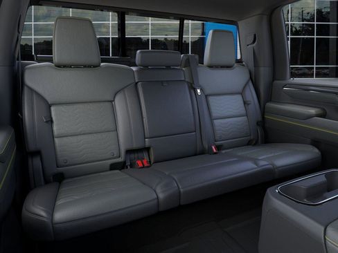 New 2026 Chevrolet Silverado 2500 ZR2 image 17