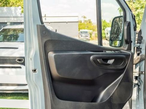 Used 2023 Mercedes-Benz Sprinter 3500 image 23