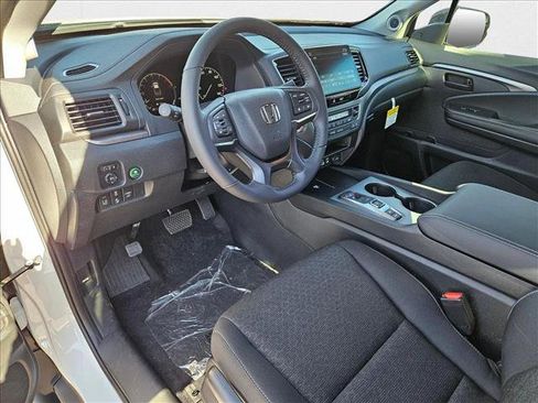New 2025 Honda Ridgeline Sport+ image 3