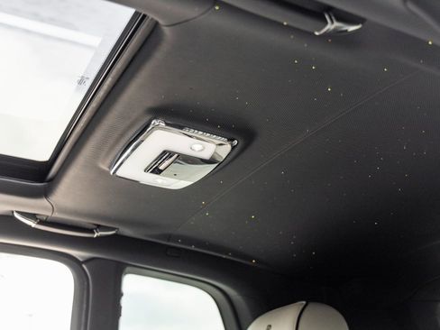 Used 2019 Rolls-Royce Cullinan image 30