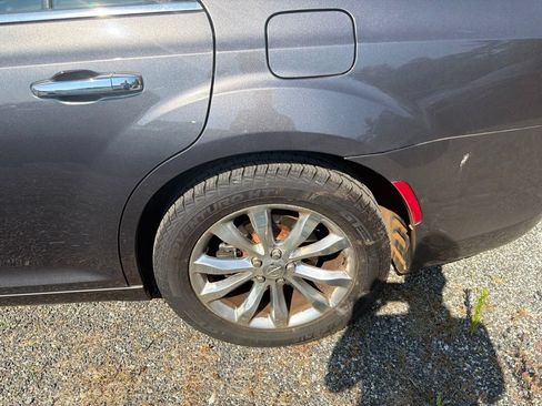 Used 2016 Chrysler 300 C AWD/4WD image 4
