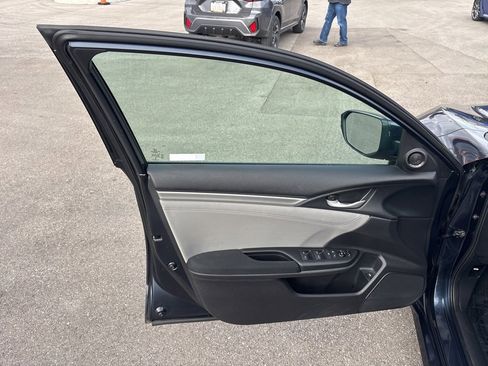 Used 2019 Honda Civic EX image 19