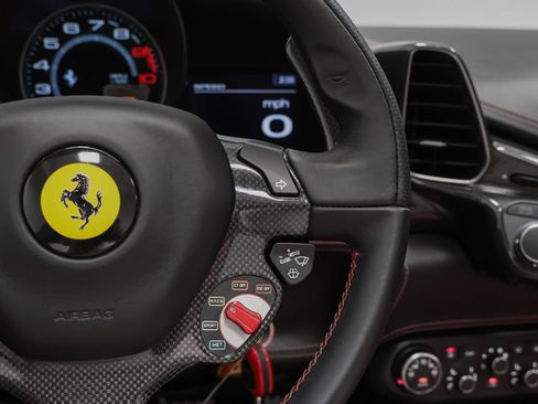 Certified 2014 Ferrari 458 Spider RWD image 51