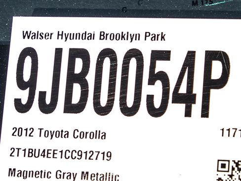 Used 2012 Toyota Corolla LE FWD image 25