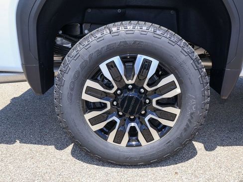 New 2026 GMC Sierra 3500 Denali Ultimate AWD/4WD image 38