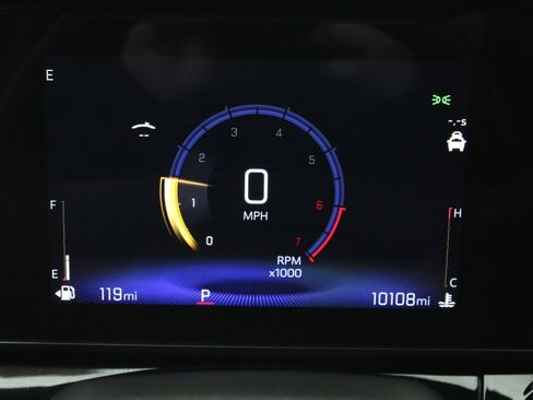 Used 2024 Chevrolet Trax RS w/ Driver Confidence Package FWD image 13