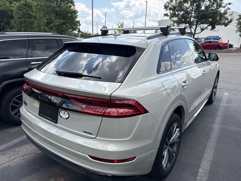 Used 2022 Audi Q8 Premium AWD/4WD image 7